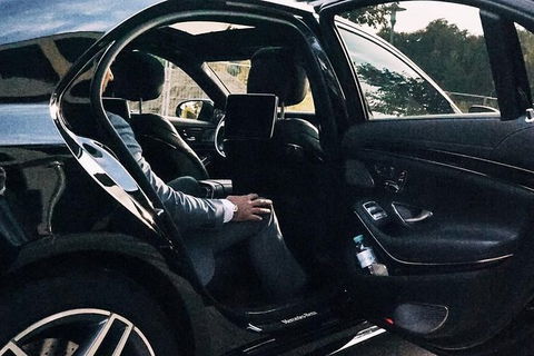 Departure Private Transfers: Adelaide To Adelaide Airport ADL In Business Car - Accommodation in Surfers Paradise 4
