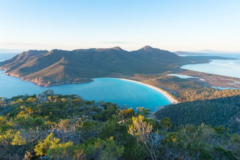 Wineglass Bay Day Tour - Accommodation in Surfers Paradise 0