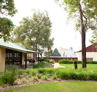 Clairault  Streicker Wines - Accommodation in Surfers Paradise