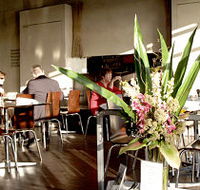 R Bar Restaurant Port Melbourne - Accommodation in Surfers Paradise