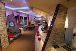 Options Tavern - Accommodation in Surfers Paradise 1