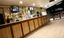 The New Albury Hotel - Accommodation in Surfers Paradise 3