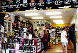 Knickerbocker Hotel - Accommodation in Surfers Paradise 3