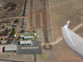 Waikerie Gliding Club - Accommodation in Surfers Paradise 1