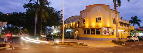 Vamos Melbourne - Accommodation in Surfers Paradise 4