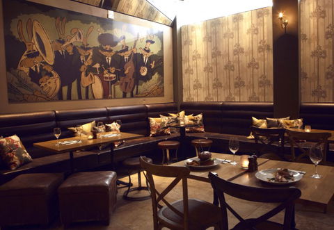 Rabbit Hole Bar And Dining - Accommodation in Surfers Paradise 1