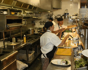 Terrace Bar - Accommodation in Surfers Paradise 1