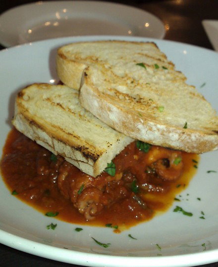 Macchiato - Accommodation in Surfers Paradise 2