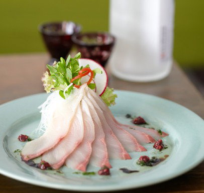 Uchi Lounge - Accommodation in Surfers Paradise 3