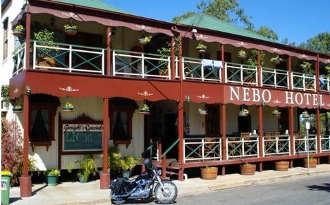 Nebo Hotel - Accommodation in Surfers Paradise 1