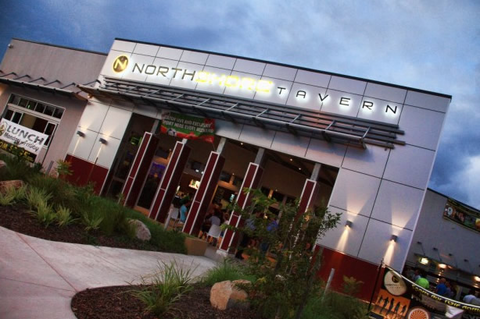 The North Shore Tavern - Accommodation in Surfers Paradise 1