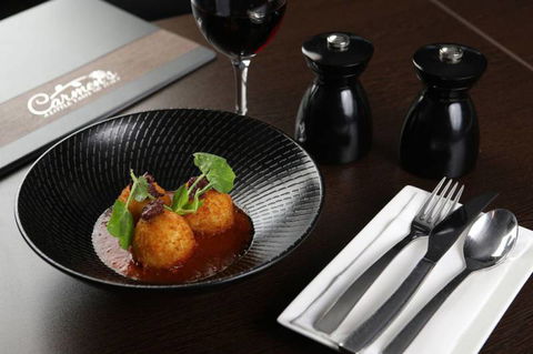 Carmen’s A Little Taste Of Italy - Accommodation in Surfers Paradise 2