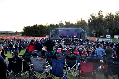 Riverfest Food, Wine And Music Festival - Accommodation in Surfers Paradise 2
