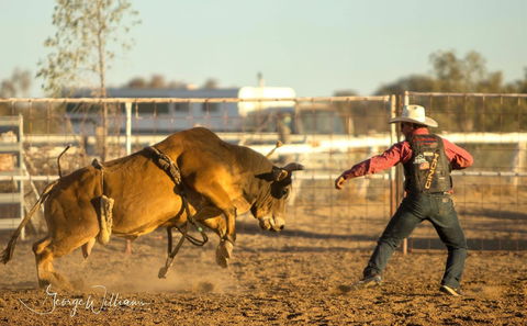 Walgett Charity Bushman's Carnival Rodeo And Campdraft - Accommodation in Surfers Paradise 0