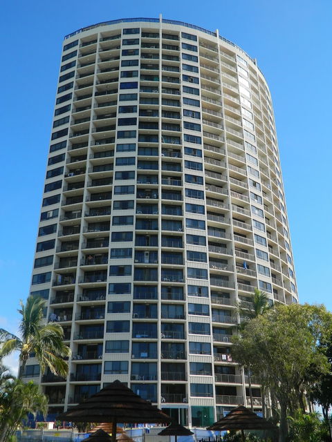 Royal Palm Resort - Accommodation in Surfers Paradise 1