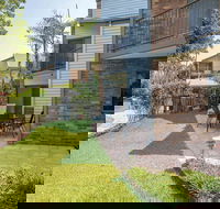 Glen Eden Beach Resort