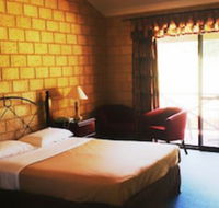 Karri Forest Motel - Accommodation in Surfers Paradise