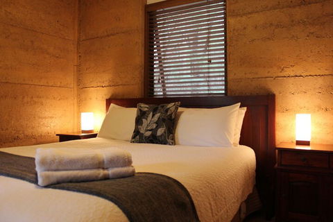 Marima Cottages - Accommodation in Surfers Paradise 4