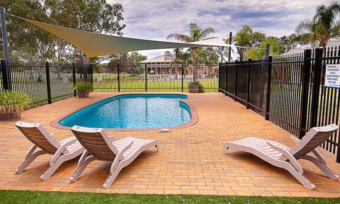 The Standpipe Golf Motor Inn - Accommodation in Surfers Paradise 3