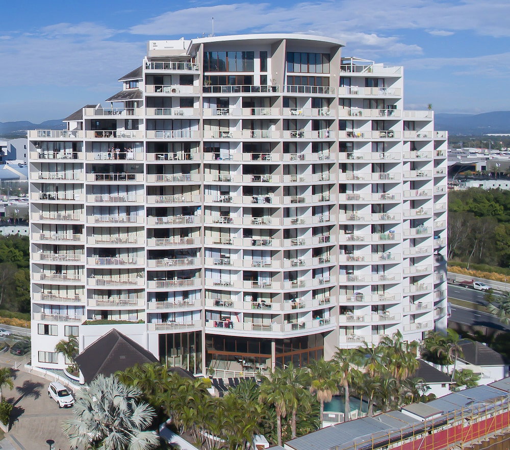  Accommodation in Surfers Paradise
