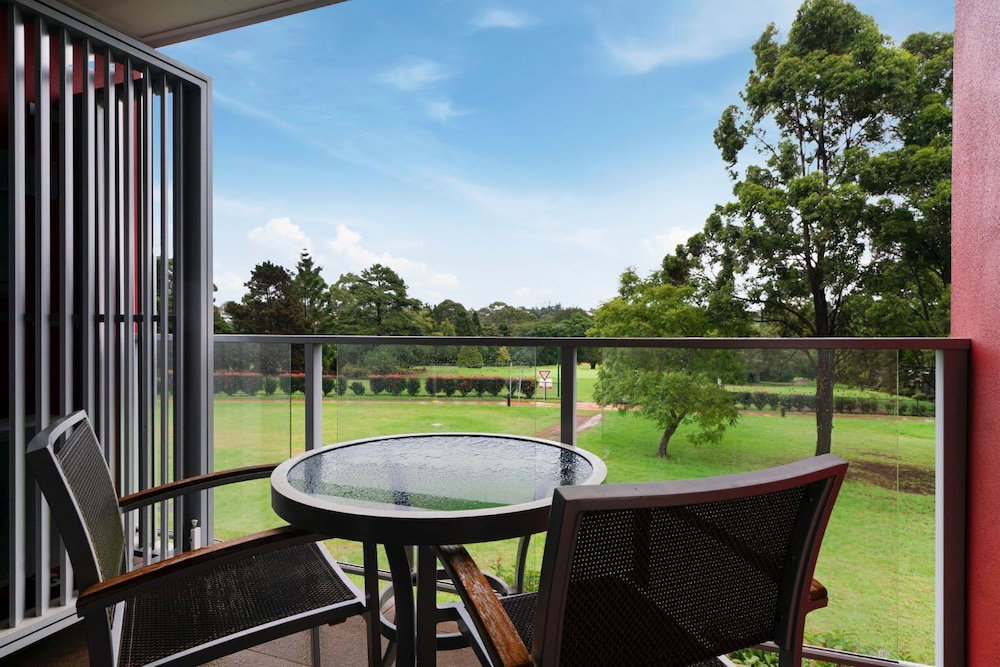 South Toowoomba QLD Accommodation in Surfers Paradise