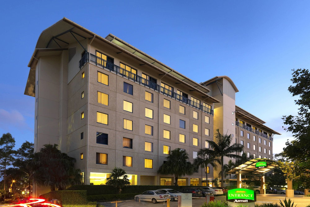  Accommodation in Surfers Paradise