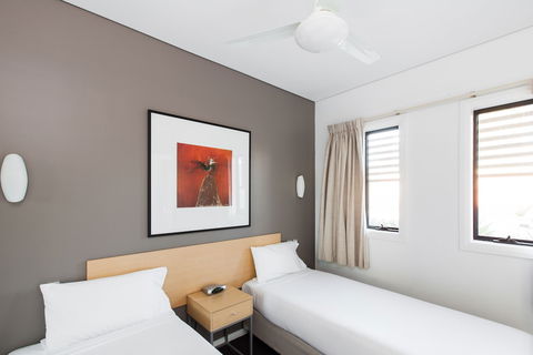 Majestic Oasis Apartments - Accommodation in Surfers Paradise 5