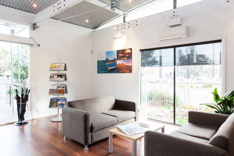 Majestic Oasis Apartments - Accommodation in Surfers Paradise 4