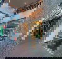 Mantra 100 Exhibition - Accommodation in Surfers Paradise