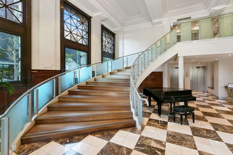 Batmanâ€™s Hill On Collins - Accommodation in Surfers Paradise 3