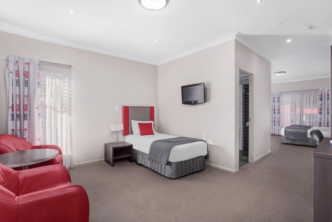 Platinum International - Accommodation in Surfers Paradise 4