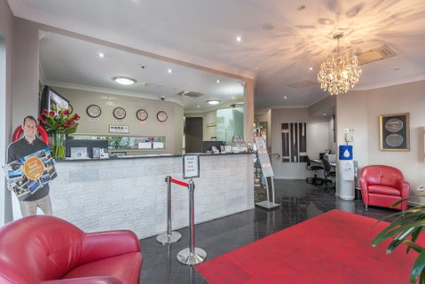Platinum International - Accommodation in Surfers Paradise 1
