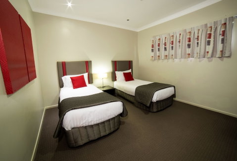 Platinum International - Accommodation in Surfers Paradise 2