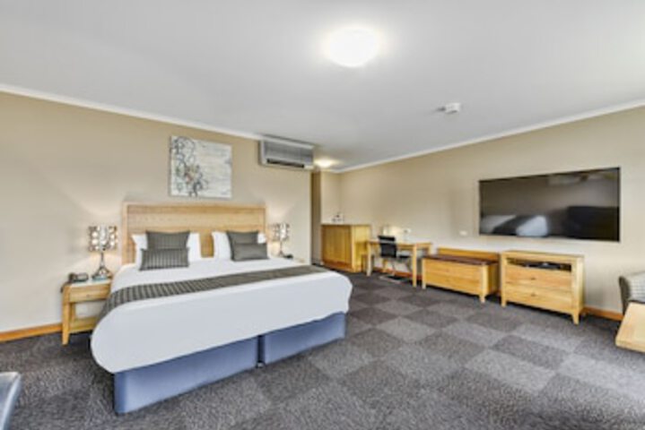  Accommodation in Surfers Paradise