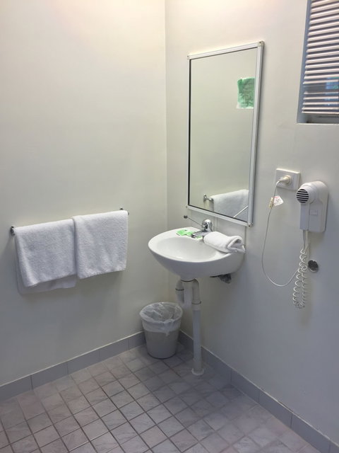 Value Inn - Accommodation in Surfers Paradise 4