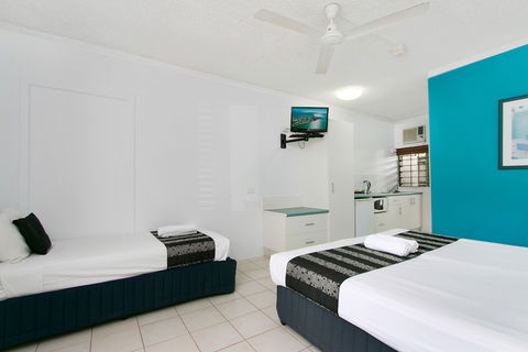 Cairns City Palms - Accommodation in Surfers Paradise 3