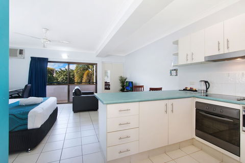 Cairns City Palms - Accommodation in Surfers Paradise 2