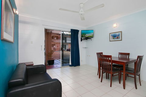Cairns City Palms - Accommodation in Surfers Paradise 6