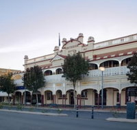 Criterion Hotel Warwick - Accommodation in Surfers Paradise