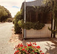 The Olde Devonshire House - Accommodation in Surfers Paradise