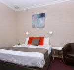 Motel Poinsettia