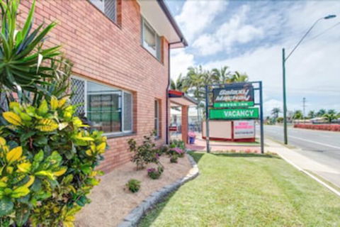 Galaxy Mackay Motor Inn - Accommodation in Surfers Paradise 7
