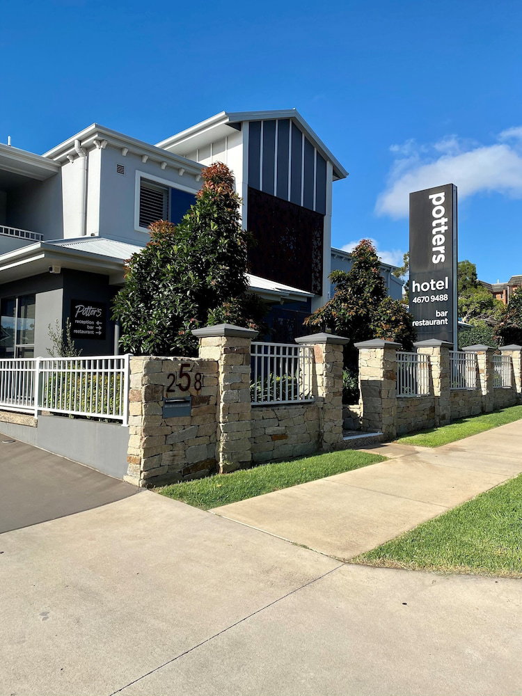 Glenvale QLD Accommodation in Surfers Paradise