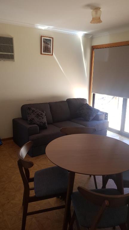 Parndana Hotel Cabins - Accommodation in Surfers Paradise 5