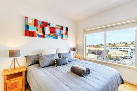 Bellerive Marina View Apartments NO 27 - Accommodation in Surfers Paradise 3