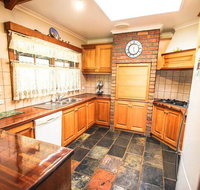 Wombat Hollow - Accommodation in Surfers Paradise