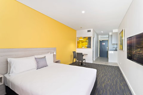 ValueSuites Green Square - Accommodation in Surfers Paradise 3
