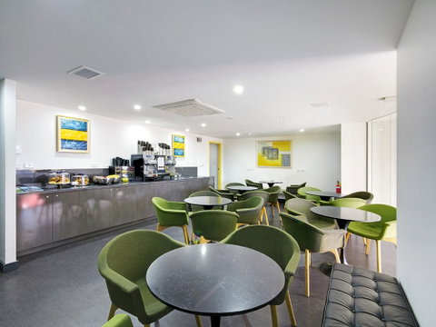 ValueSuites Green Square - Accommodation in Surfers Paradise 5