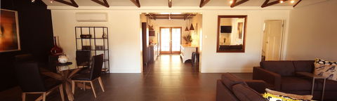 Irongate Studio - Accommodation in Surfers Paradise 2