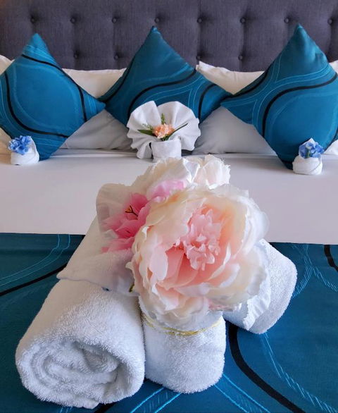 Cairns Luxury Seafront Apartment - Accommodation in Surfers Paradise 4